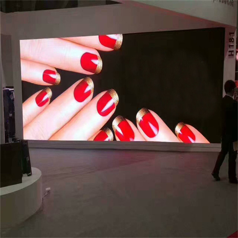 P4室内全彩LED显示屏