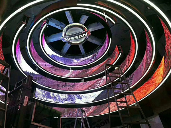 酒吧柔性创意LED显示屏